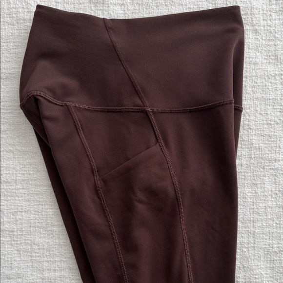 Lululemon Athletica Brown Leggings wunder train with pockets, 25 inch - Picture 2 of 3